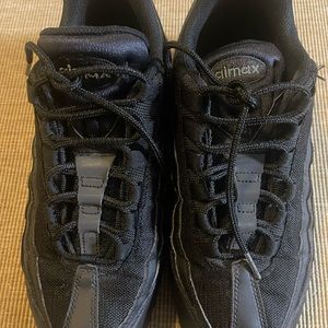 COPY - Nike Air Max 95 Triple Black